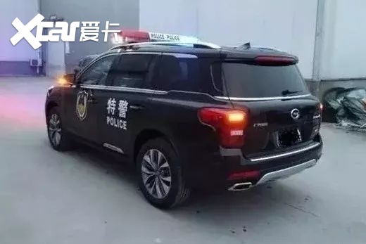 当公安用三菱3000gt悍马h1做警车犯罪分子还逃得掉