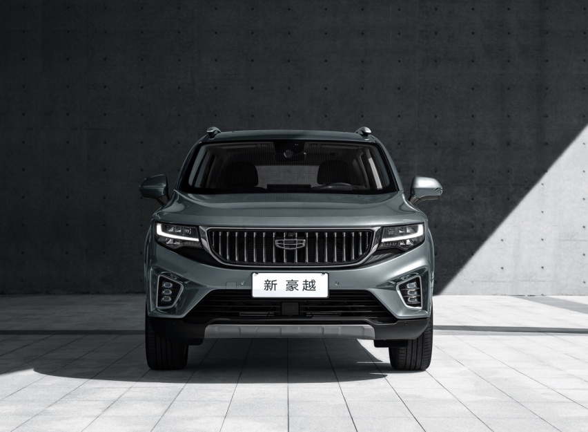 吉利新款豪越上市售价10.36-13.96万元 定位中型SUV，提供7座版本