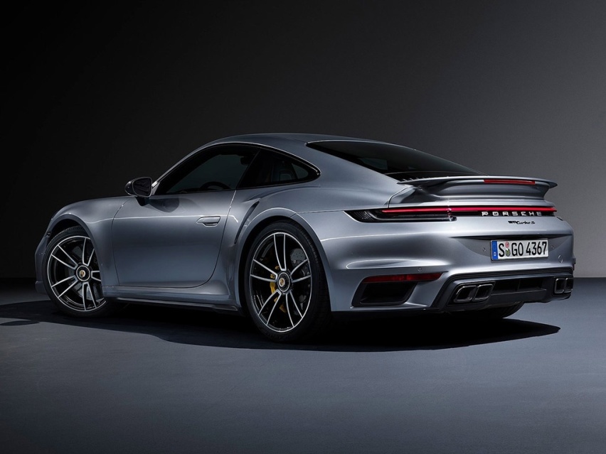 3秒内破百，动力大幅升级，聊保时捷全新911 Turbo S
