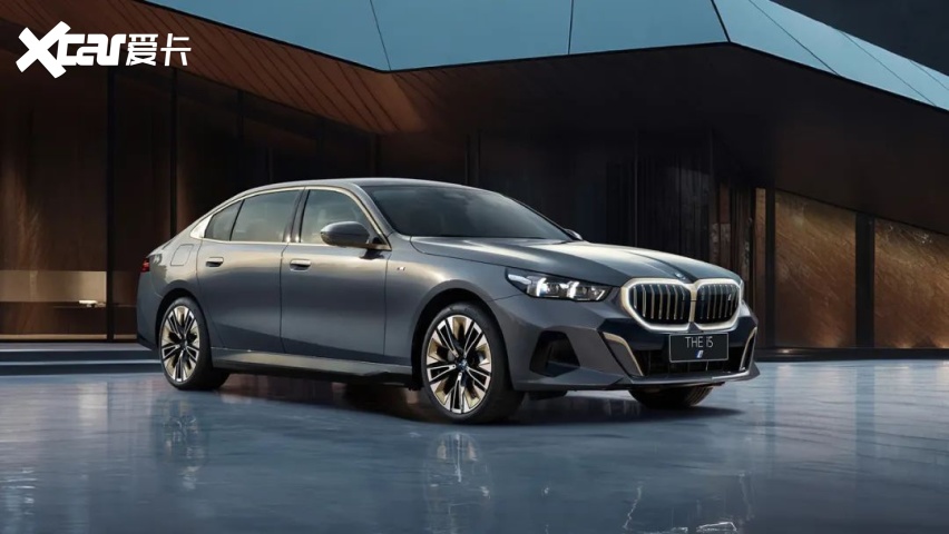 科技与艺术完美融合,全新宝马5系树立豪华轿车新标杆-爱卡汽车爱咖号