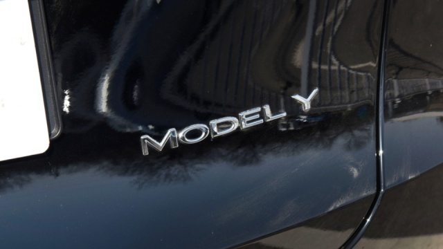增加舒适,丢了操控,减配雷达?新款Model Y会有啥变化