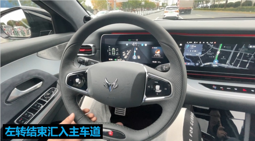 不藏着掖着了，这是2022年我开过的智能驾辅能力最强的车