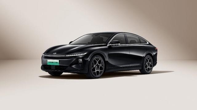 710km纯电续航不到16万？长安启源A07真香版够狠！