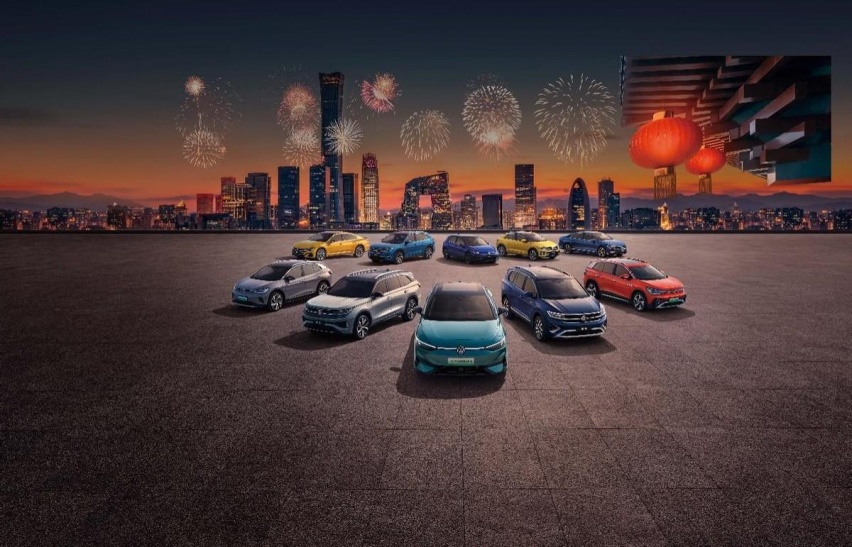 过新年，开新车，一汽-大众向一嗨租车交付首批1000台ID.7 VIZ