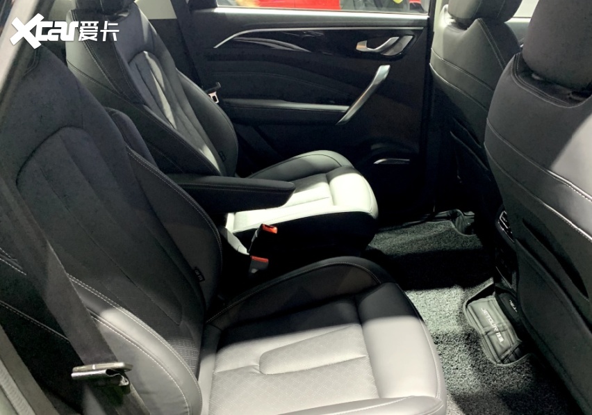 10万级务实中型SUV，捷途X90提供三种布局设计，值得人们选择