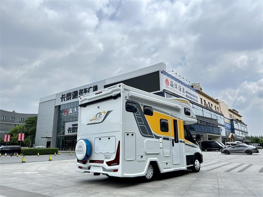 戴德E途ProMax双拓展,真正脱离营地四季出行的房车