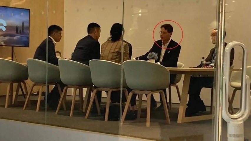 从换电到华为，再到出海东南亚，中国车为啥忽然拼命抱团？