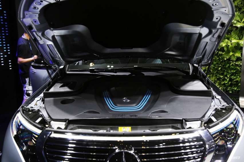 豪华品牌的入门券 奔驰 EQC 350 4MATIC 深港澳