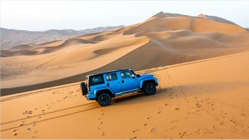 BJ40挑战炼狱级探险圣地 只为最美沙海的惊鸿一瞥 ？