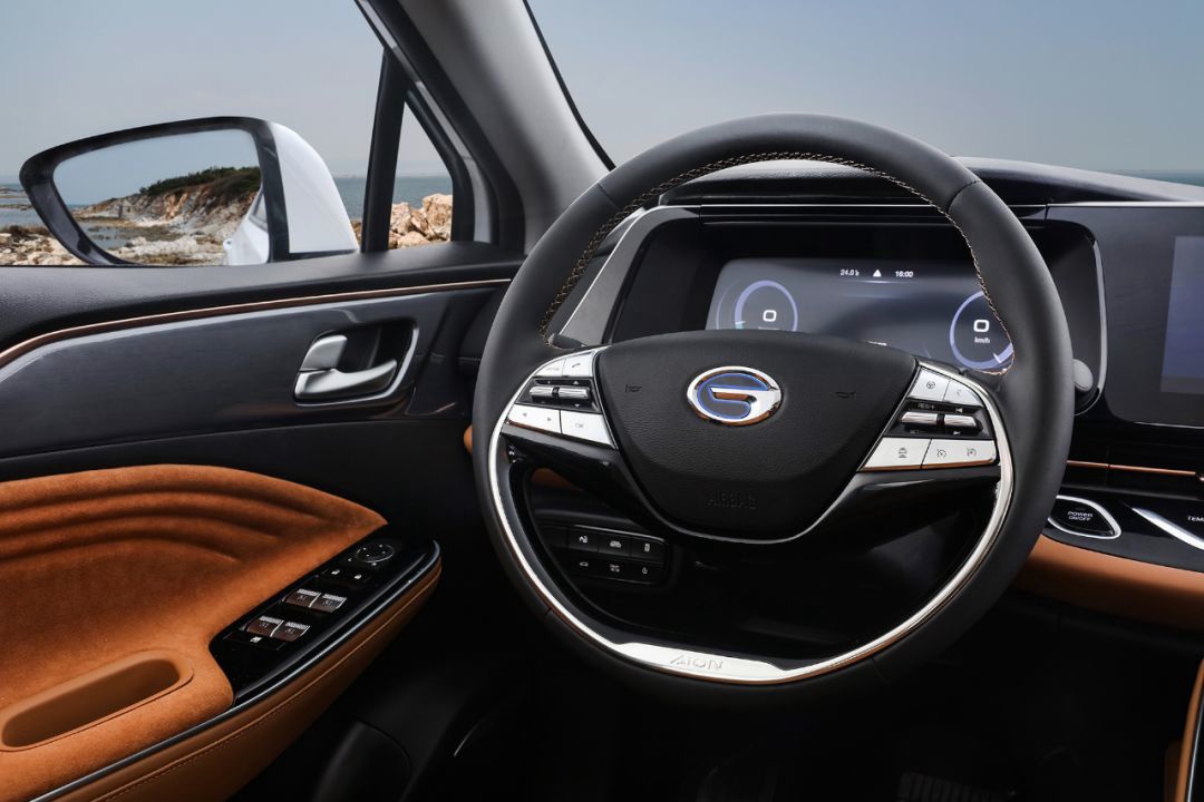 特斯拉Model 3遇劲敌，3个理由让你关注Aion S
