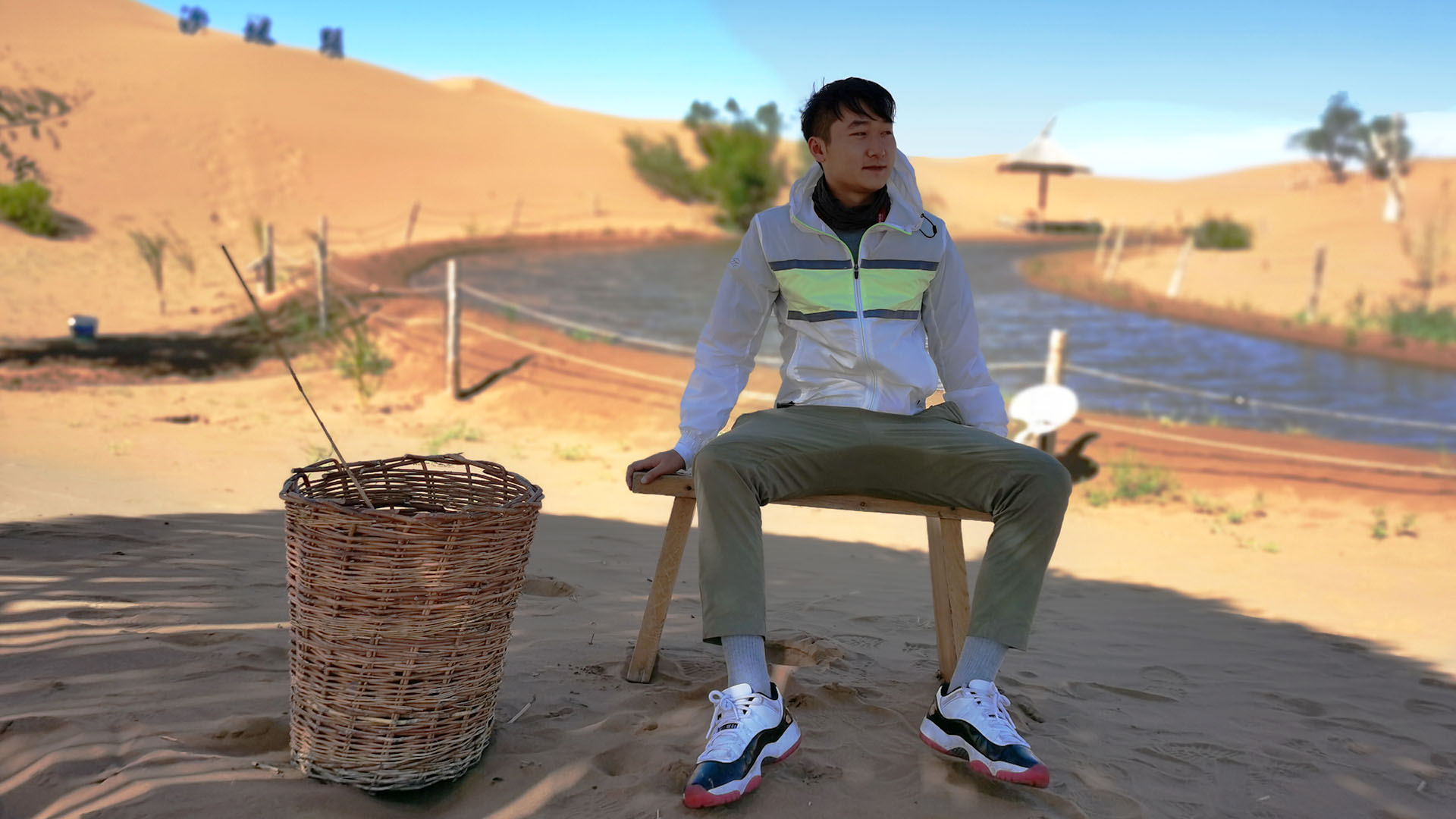 ��;�������˿�Ļ��ڴ�����תɳĮ��