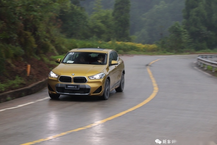 华晨宝马X2首试：宝马X1丢掉的操控，在它身上！