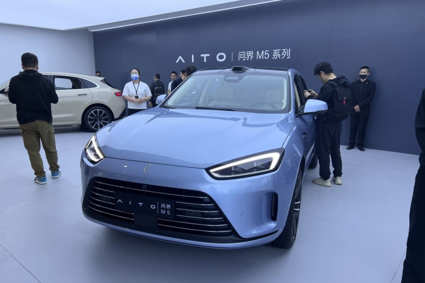 AITO问界M5智驾版上市售27.98万起 问界M9首发