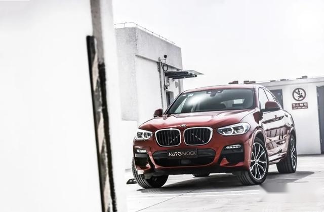 以X4之名，致敬BMW “X”