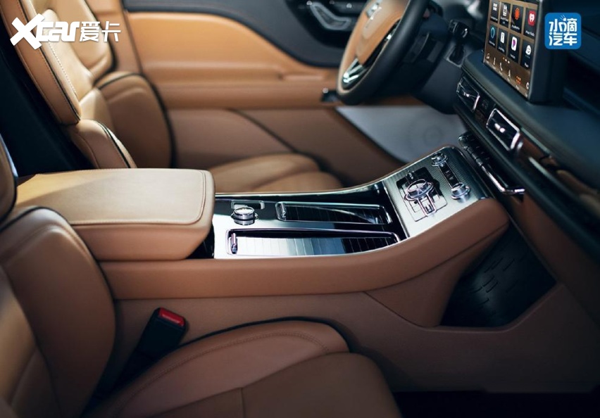 比奥迪q7还大一圈的豪华suv,林肯飞行家