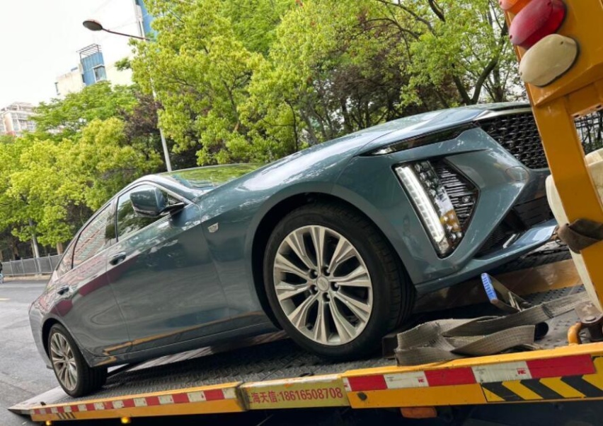 40万级豪华家轿！二季度上市，全新凯迪拉克CT6实车曝光