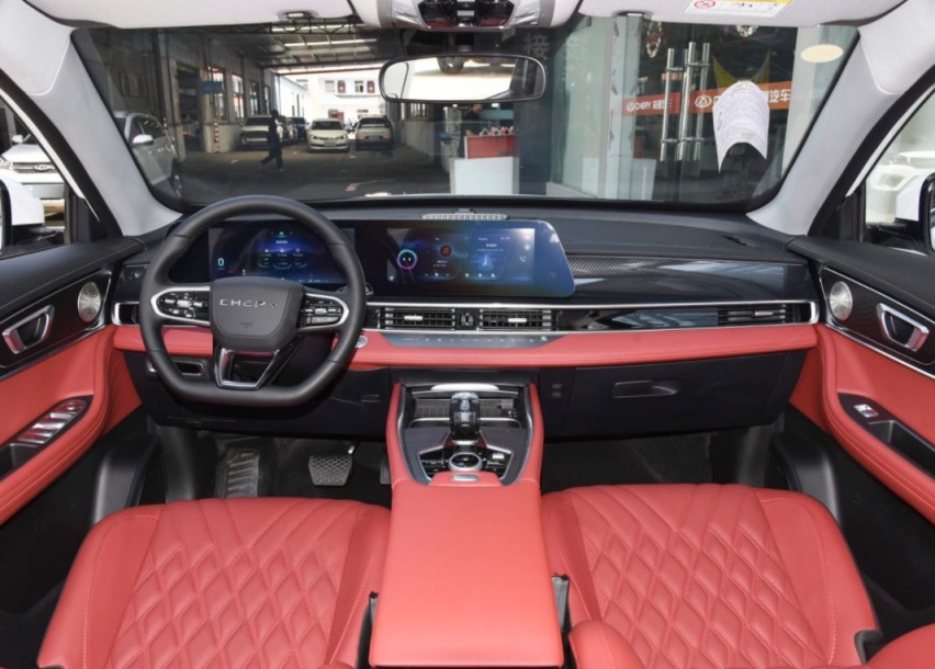 2023款瑞虎7 Plus冠军版，增Carplay，1.6T铝合金引擎