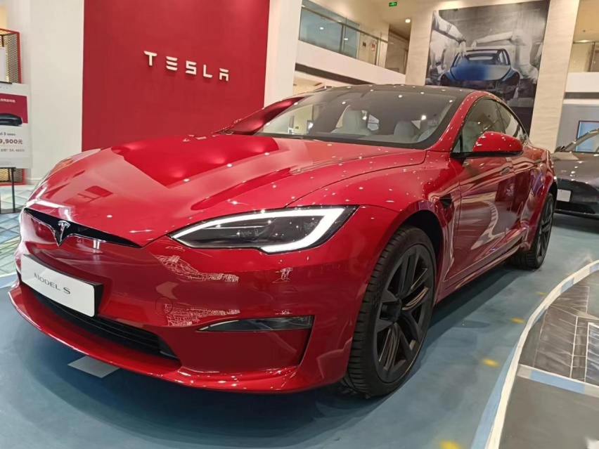 特斯拉Model S Plaid  智能性能双魔兽