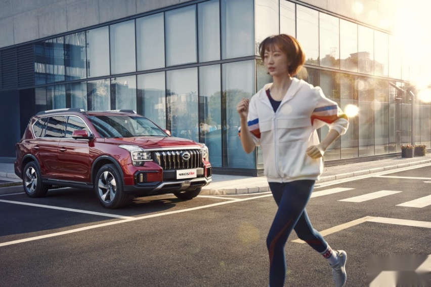 更硬朗、更霸气的大5座SUV，传祺GS8S上市售15.58万