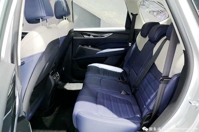 广州车展：实拍上汽MAXUS EUNIQ 6，纯电标签很醒目