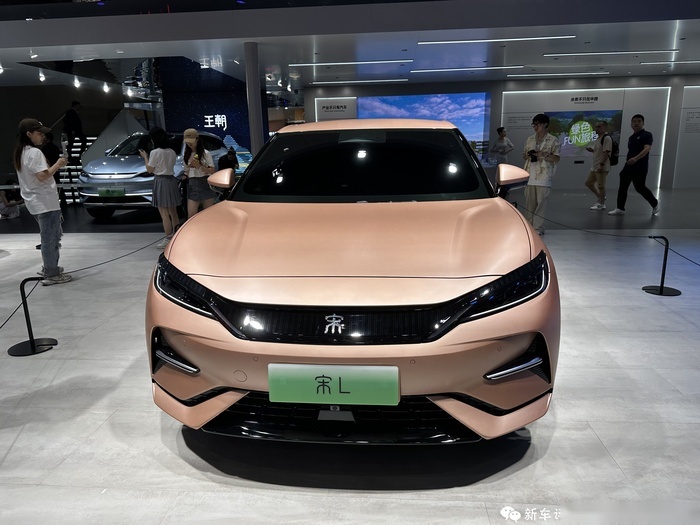 2023成都车展：号称最美比亚迪，比亚迪宋L亮相