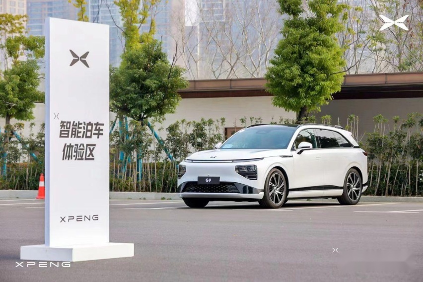 小鹏G9全能体验：超快充全智能，30万级全面优秀的实力SUV