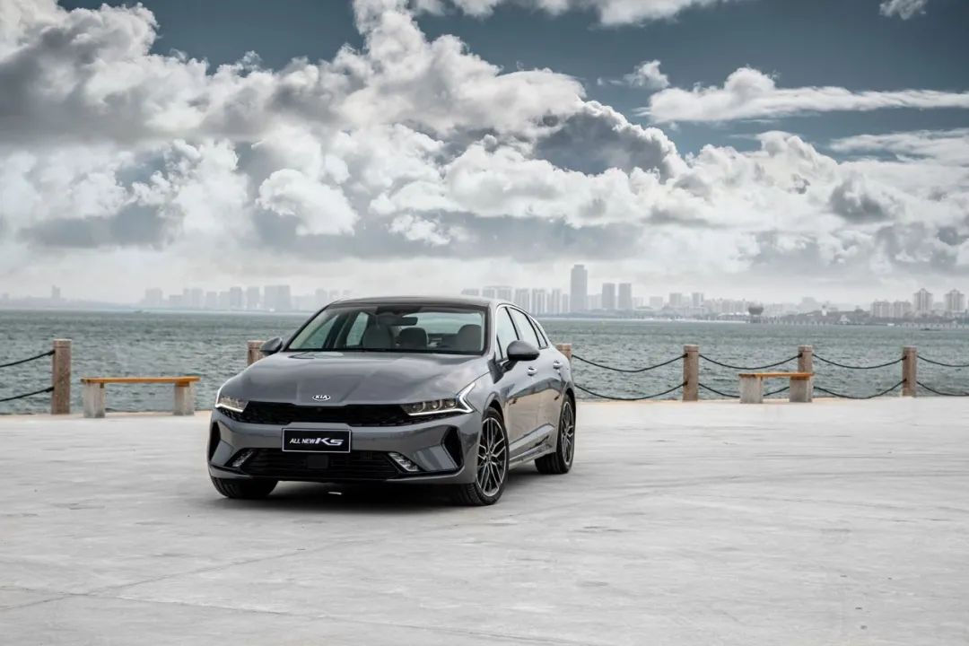 ������܇�ŗ����߹ɱȣ��M��֮�g��Щ��С��P��