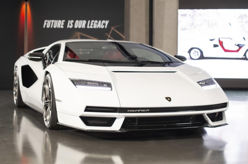 兰博基尼复刻经典Countach LPI 800-4