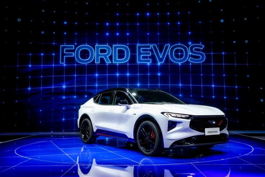 福特全新高端中大型SUV EVOS领衔，掀起福特E浪潮