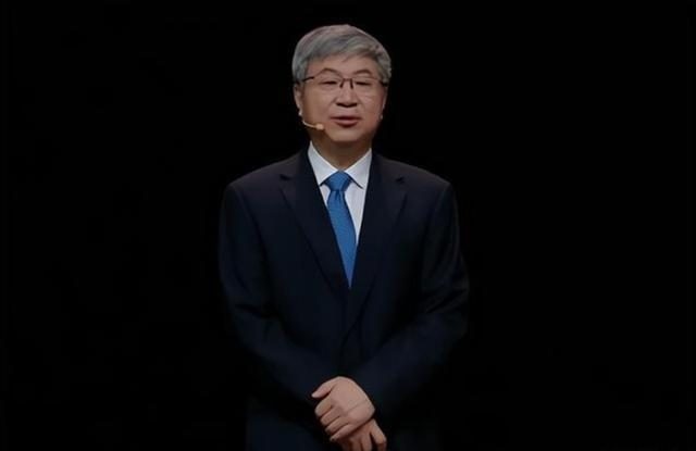迟到的海量交付，智界S7这把去年的剑砍得动今年的卷吗？