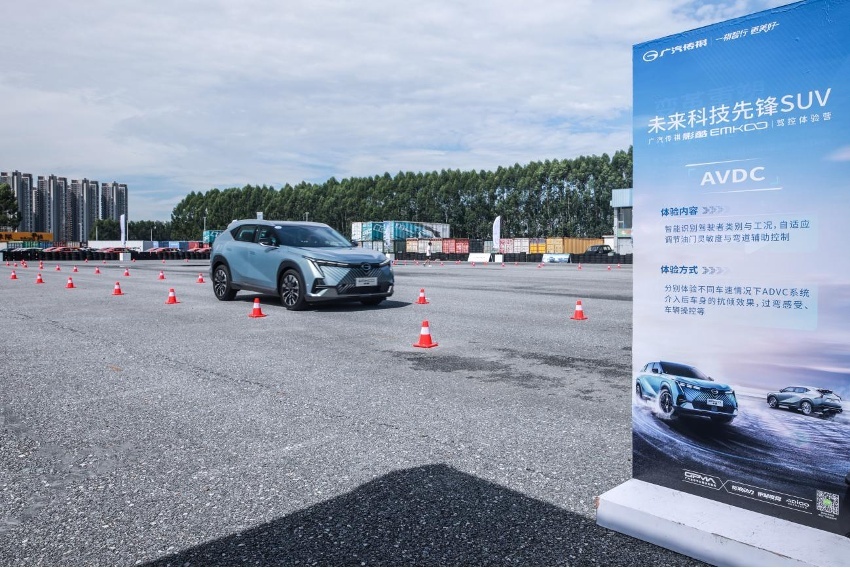 0-60km/h加速3.9秒，麋鹿测试78km/h，传祺影酷硬实力如何