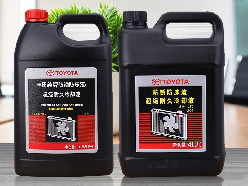 新手解惑：新车1万8千公里，冷却液低于刻度线，需要全部换掉吗？