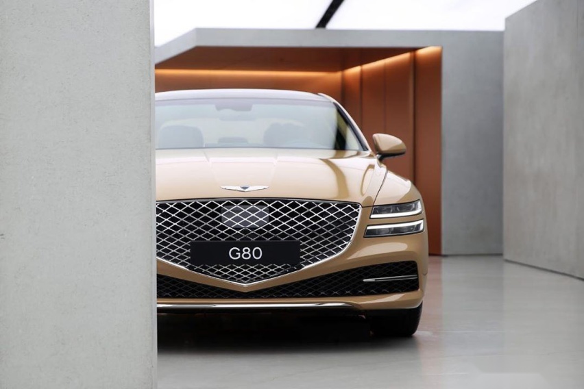 40万预算选豪华品牌 捷尼赛思G80 VS雷克萨斯ES！