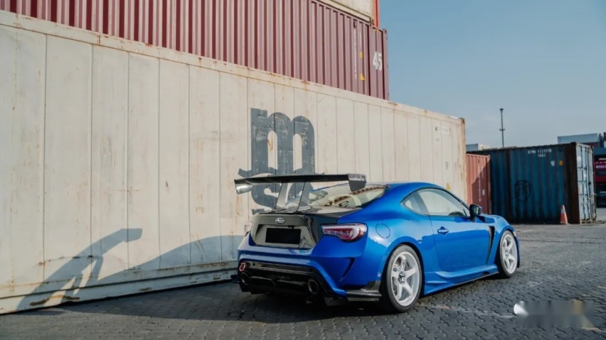 改装清单远超18cm的斯巴鲁BRZ，试遍OHLINS、ARAGOSTA