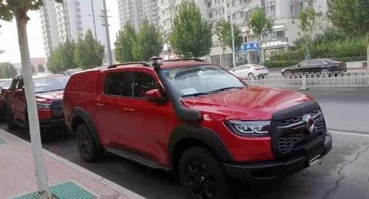 长城炮越野版车型曝光，加装涉水喉的真越野车型
