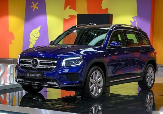 30万预算买七座SUV，奔驰GLB与丰田汉兰达，你会怎么选?