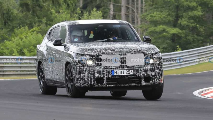 家族全新旗舰SUV！宝马X8高性能版谍照曝光，将于2022年正式亮相