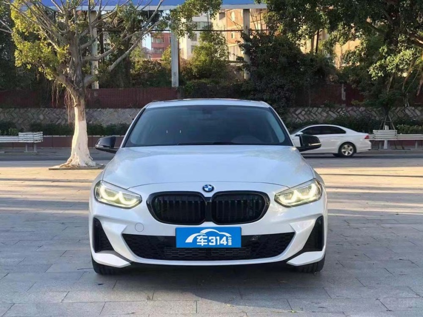 小姐姐都适合开什么车 这三款车值得拥有