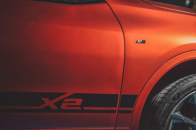 双倍个性，试驾新款BMW X2耀夜版