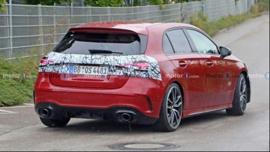 有望2022年发布，新款AMG A 35测试谍照曝光