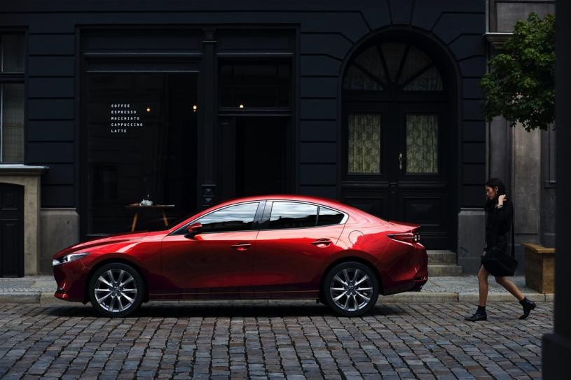 请查收来自次世代MAZDA 3昂克赛拉的「轻松脱单教程」