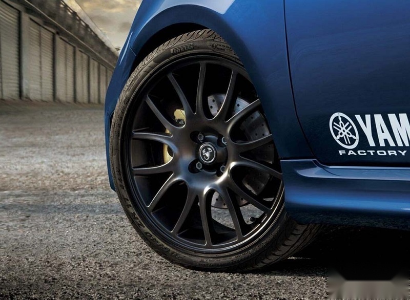 专属车漆 全球限量2000台 Abarth 595特别版官图