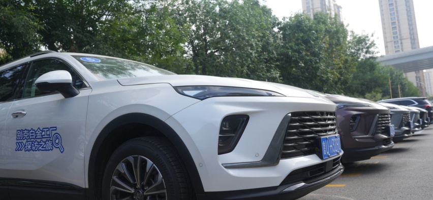 兼顾时尚和稳重的中级SUV，1000公里体验别克昂科威PLUS