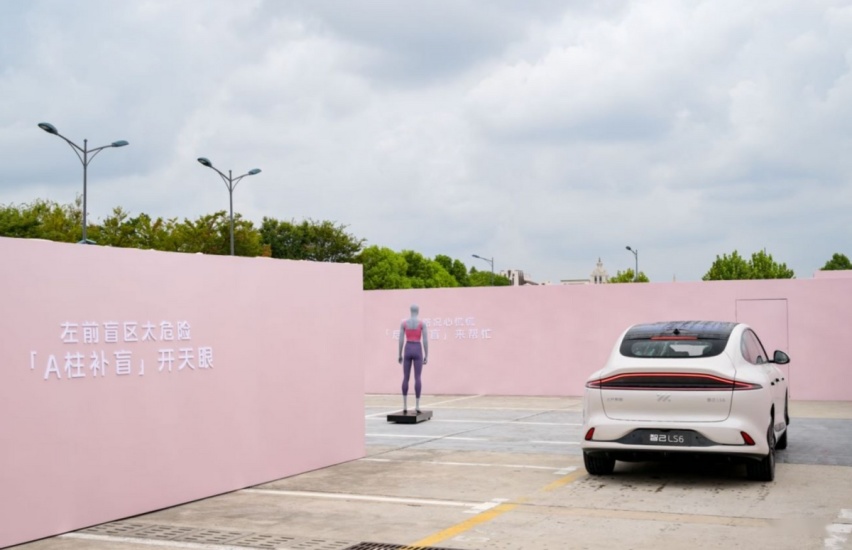 登顶20万级中大型纯电SUV新王，智己LS6有哪些特质值得入手