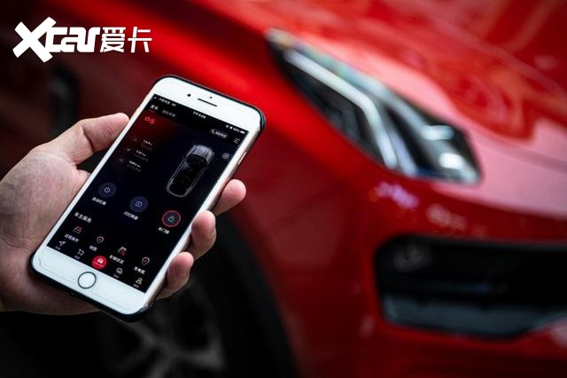拳打宝马X4、脚踢奥迪Q3等车型，领克05这身板能行不？