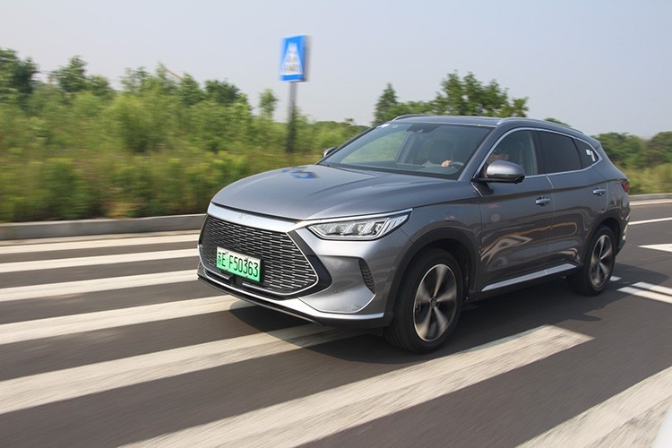试比亚迪宋PLUS DM-i，最大综合续航超1000km？