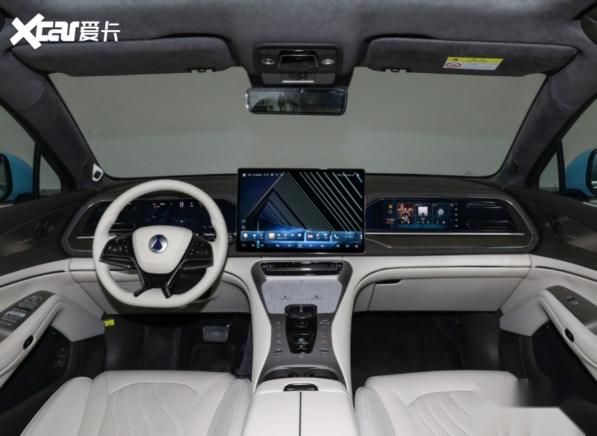 解读腾势N7：新款车型价格大幅下调，关键配置依旧中规中矩