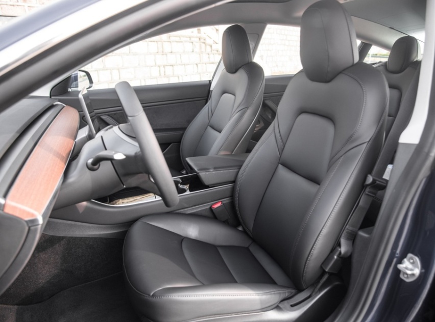 国产版Model 3价格下调至29.90万元起，它香了吗？