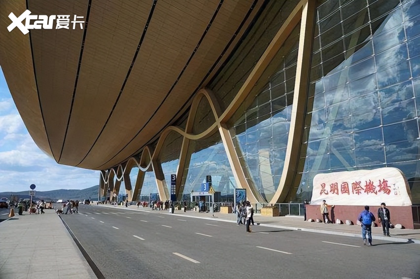 昆明长水机场停车场一天多少钱，昆明机场停车场收费标准2022