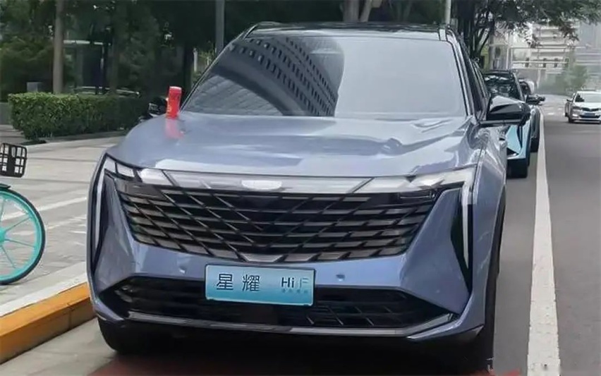 五菱星辰混动版官图发布，奇瑞瑞虎7 PLUS新能源草图发布…丨今日车闻